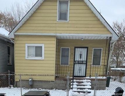 Primary Photo - 72 E Henry St