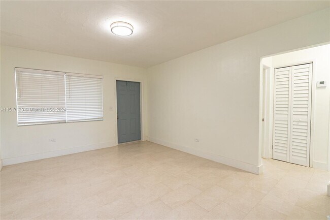 Building Photo - 3800 NW 65th Ave