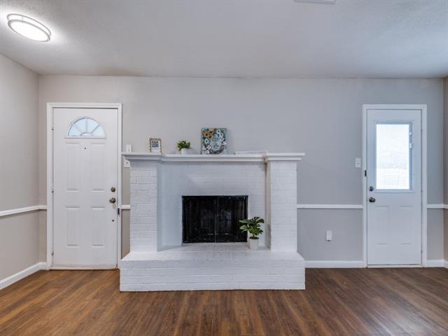 Foto del edificio - 7804 Pebblebrook Dr
