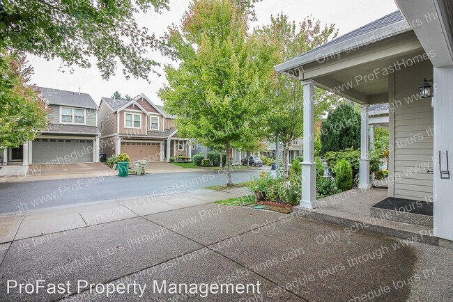 Building Photo - 4 br, 2.5 bath House - 17626 SW Robert Ln
