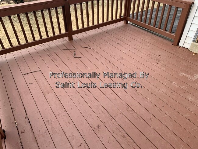 Building Photo - 11825 Rosary Ln