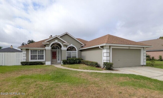 Foto del edificio - 12162 Millford Ln N