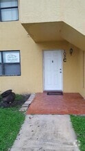 Building Photo - 14831 SW 80th St