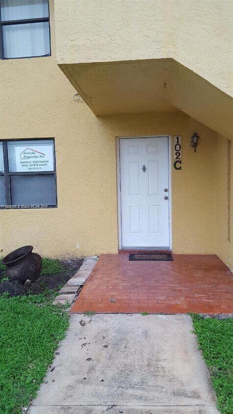 Primary Photo - 14831 SW 80th St