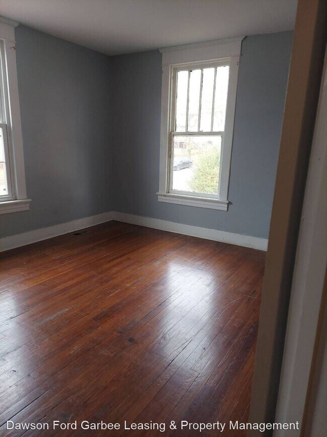 Building Photo - 4 br, 2 bath House - 1114 Taylor Street