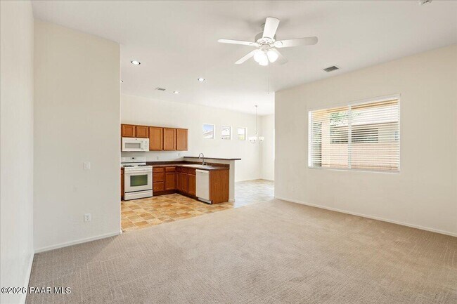Building Photo - 6759 E Devon Ct