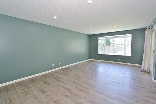 Foto del edificio - 3873 N Manchester St