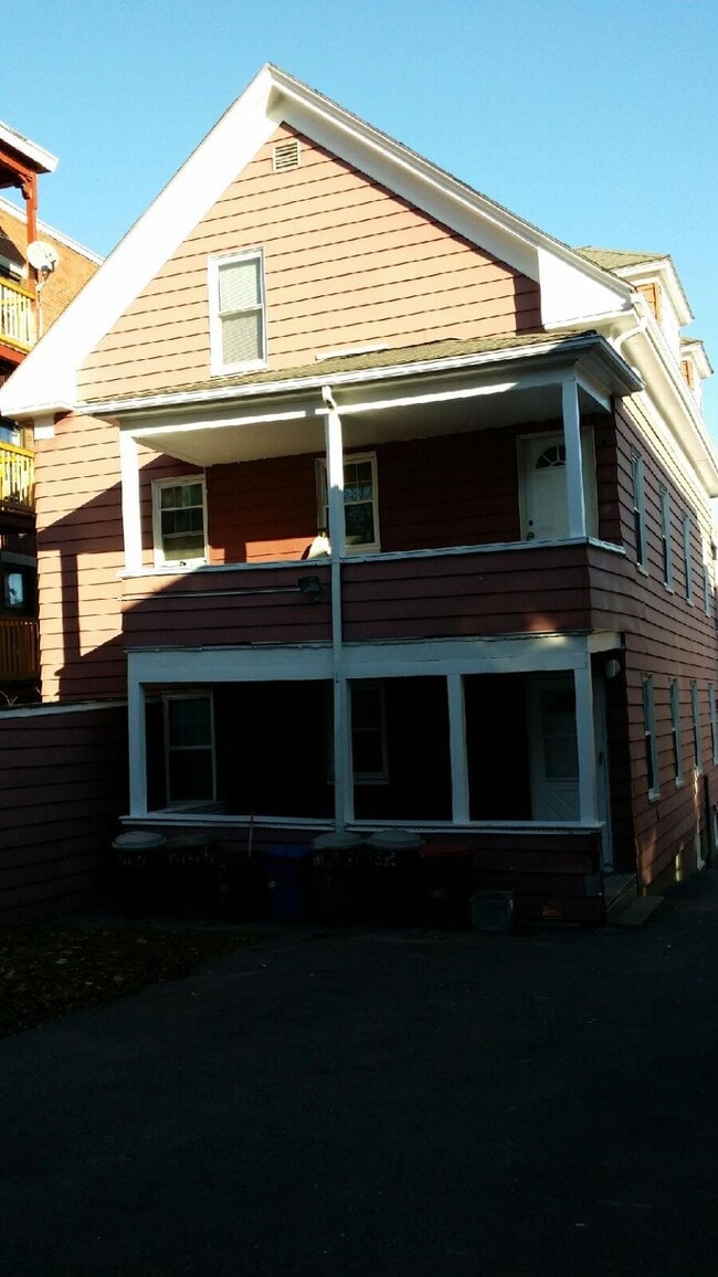 Building Photo - 15 Palmer St