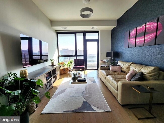 Foto del edificio - 1650 Silver Hill Dr