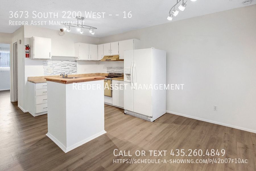 Primary Photo - Charming apartment! 2bed-1bath in West Val...