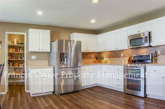 Building Photo - 4 br, 2.5 bath House - 360 La Purisma Way