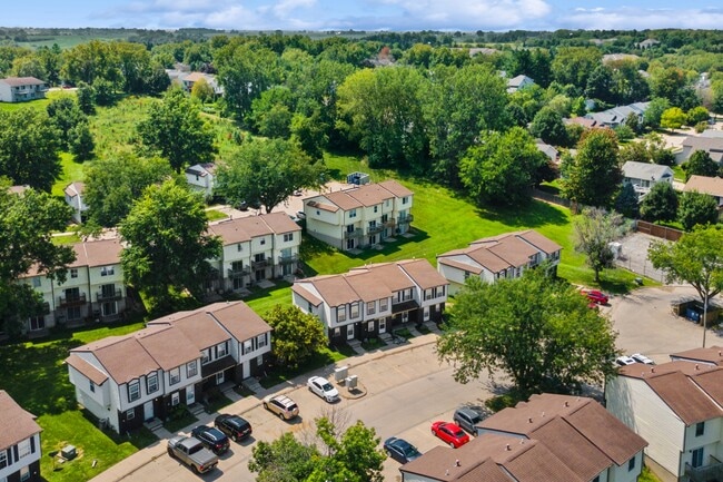 Foto del edificio - Walden Ridge Townhomes