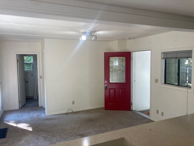 Foto del edificio - Lewis & Clark College Student Housing - Single Occupancy Cottage