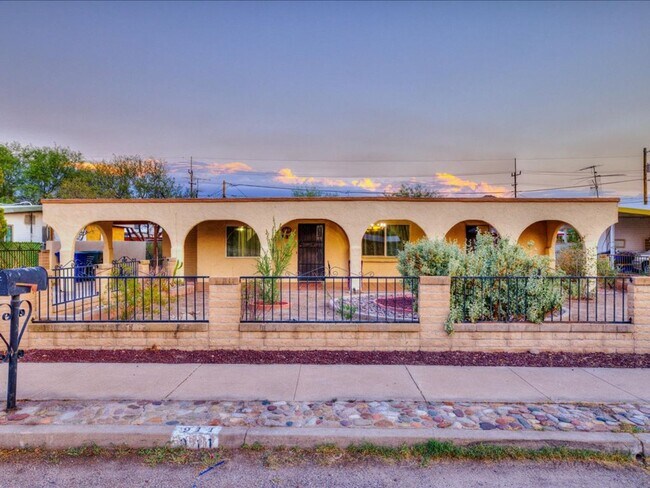 Foto del edificio - 3 Bedroom 2 Bathroom