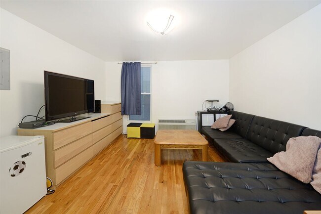 Foto del edificio - 504 4th St