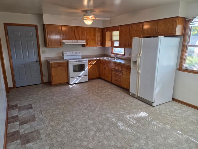 Building Photo - 2 Bedroom, 2 Bath House in Fairfield Union...