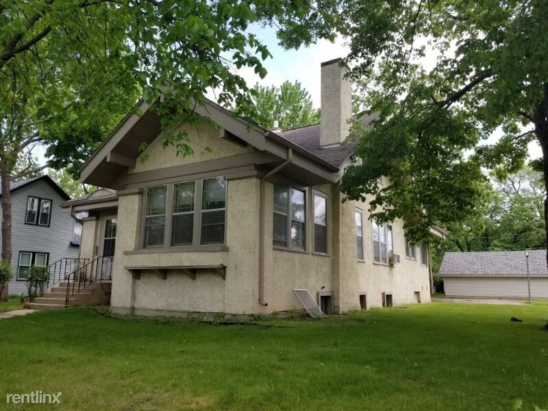 Primary Photo - 4 br, 1.5 bath House - 726 6th Ave S 2 Unit 2