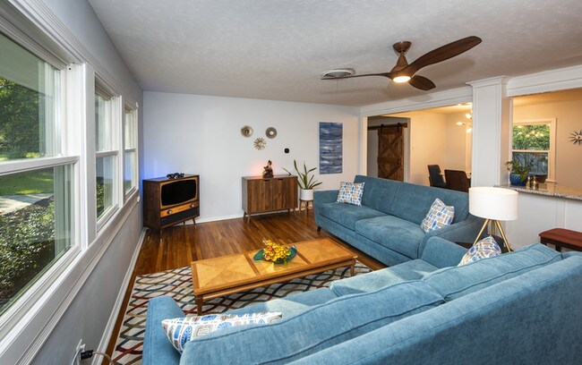 Building Photo - 6204 Shore Drive