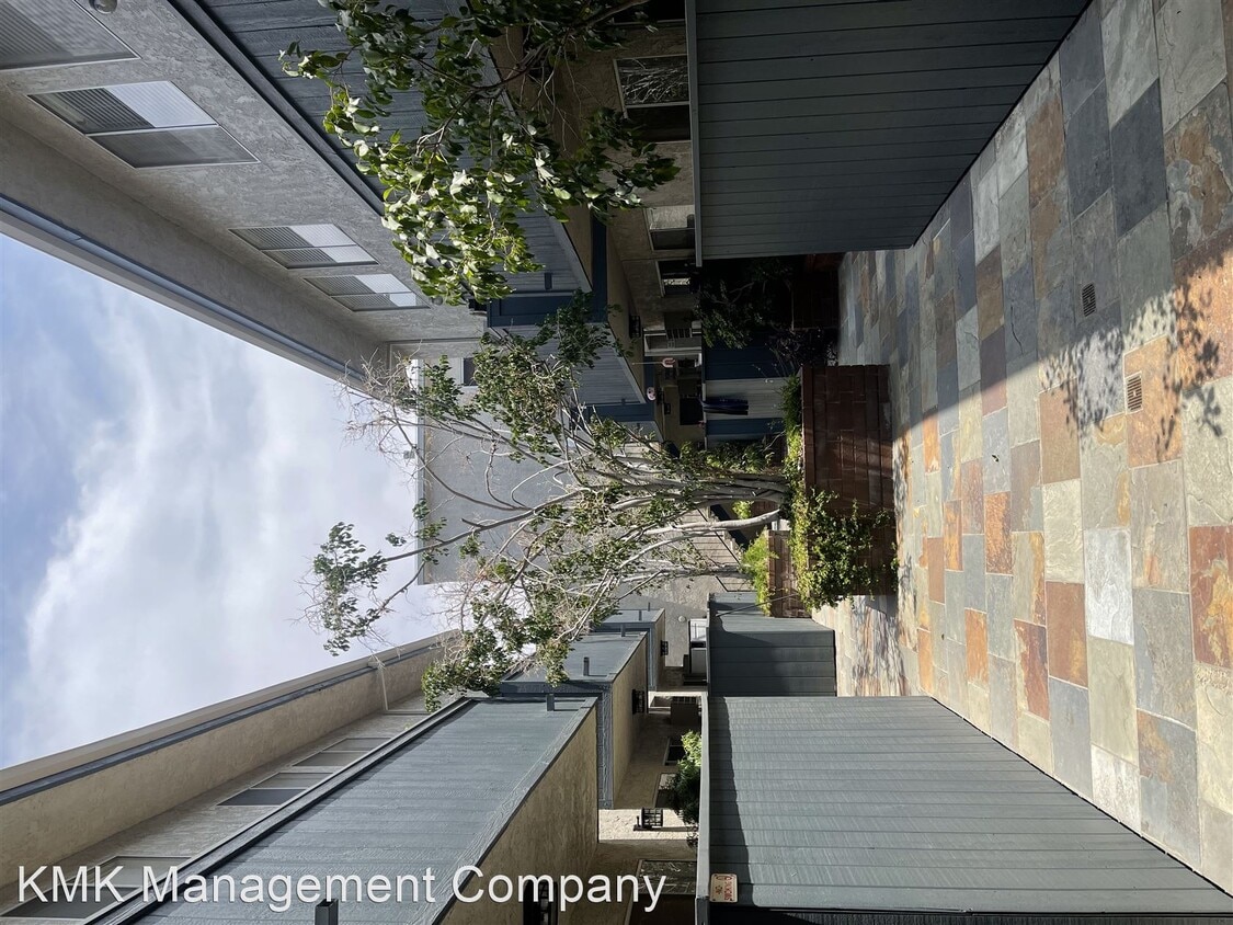Building Photo - 1 br, 1 bath Apartment - 3516 Jasmine Ave ...