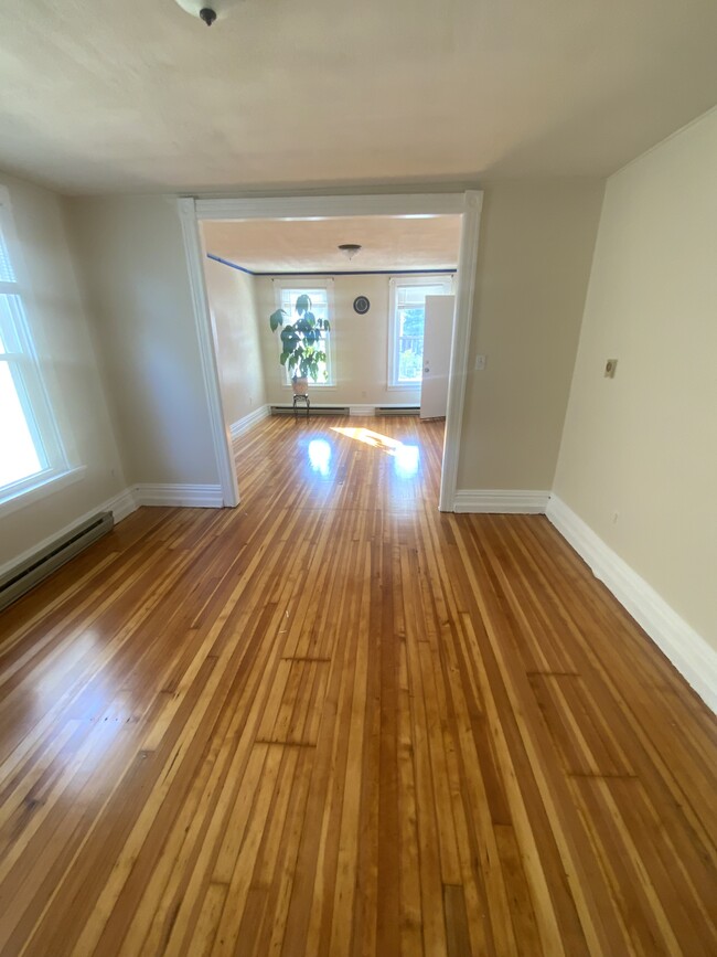 Dining room/Living room - 186 6th Ave