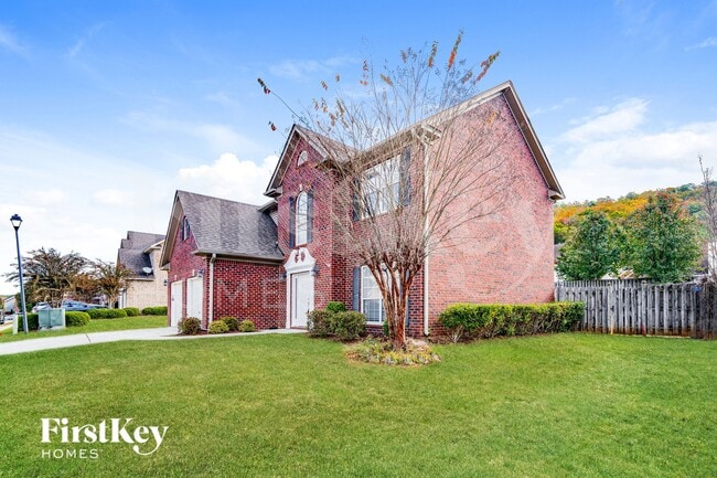 Building Photo - 531 Forest Lakes Dr