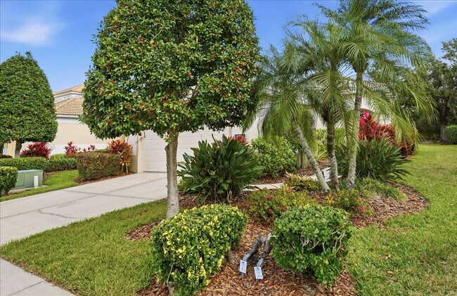 Building Photo - 6055 Wingspan Way