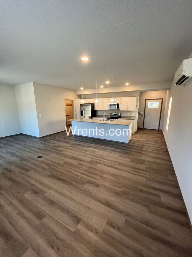 Foto del edificio - 1312-1314 E Farwell