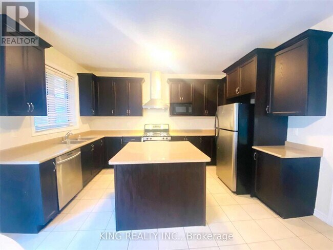 Building Photo - 43 Hoxton Rd