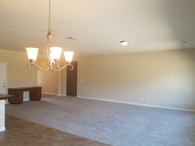 Foto del edificio - Great Sparks home for lease!