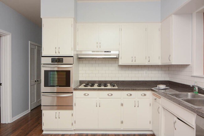 Foto del edificio - 3531 N Bell Ave