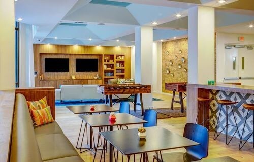 Foto del edificio - 2815 Manor Rd