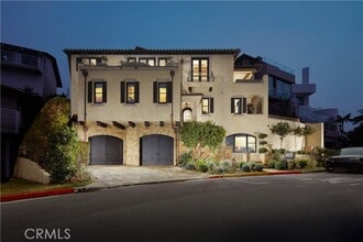 Building Photo - 11 Emerald Bay