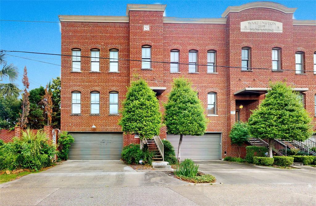 Primary Photo - 932 Knox St