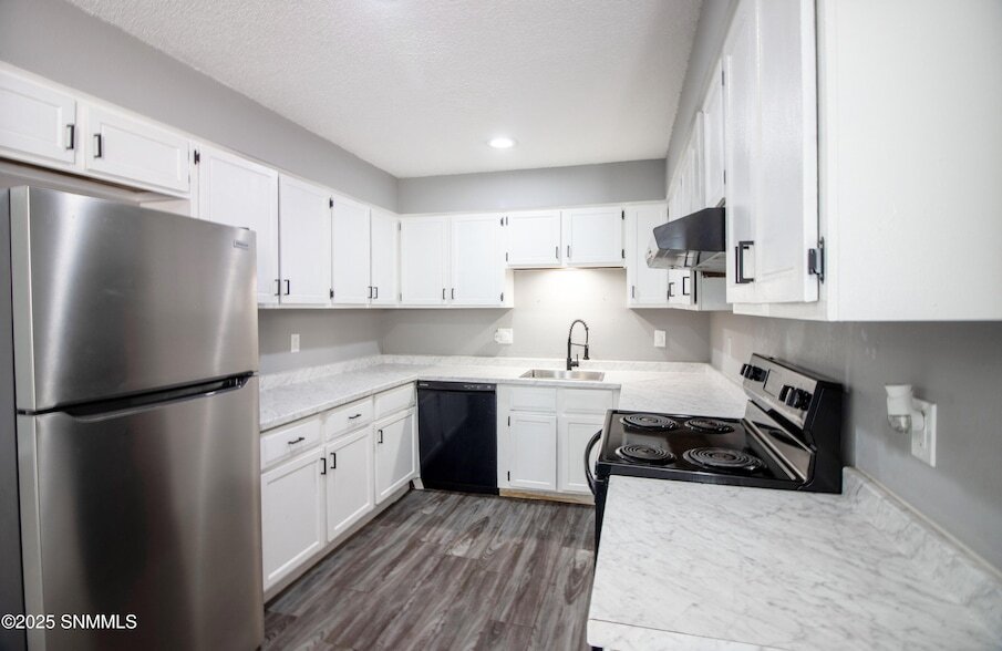 Primary Photo - 1306 Wyoming Ave