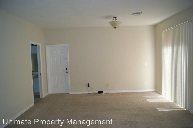 Foto del edificio - 2073 SE Fern Park Dr