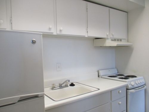 Building Photo - 143 Louise Dr