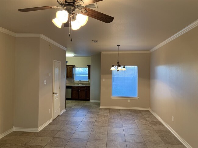 Building Photo - 9807 Sterling Loop