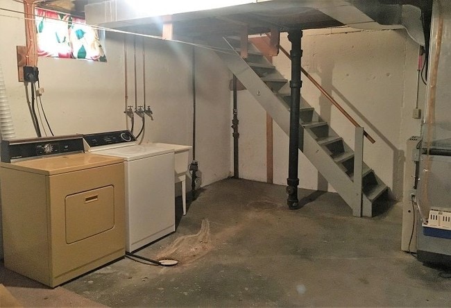 Building Photo - Charming Choice