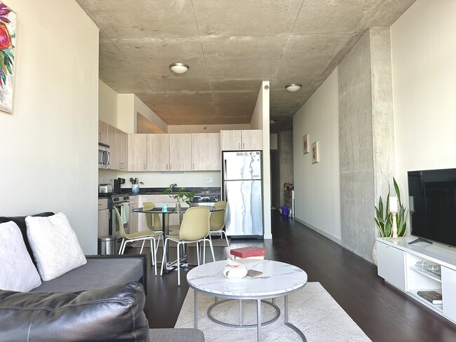 eat in kitchen/livingroom - 235 W Van Buren St