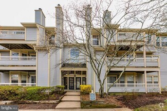 Building Photo - 104 Olympic Ct