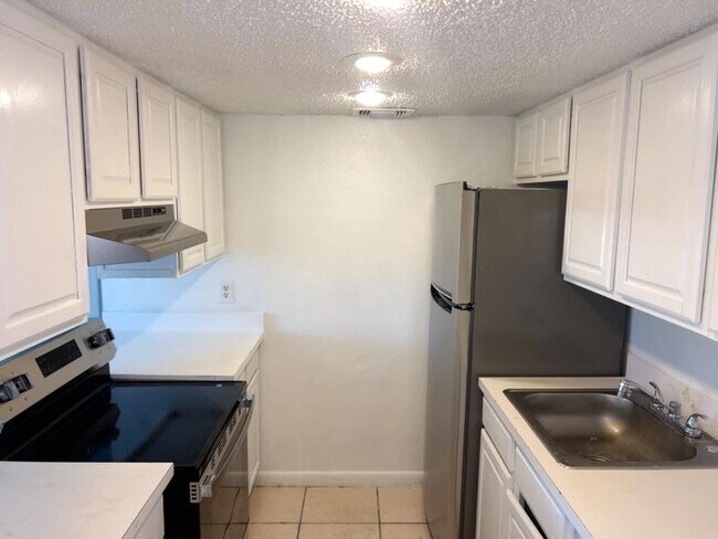 Photo - 1833 Blossom Terrace Apartment