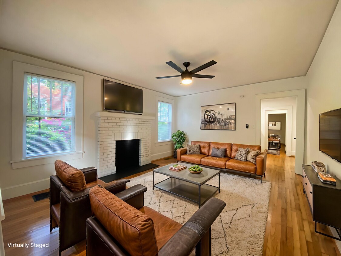 Foto principal - The Oaks Apartments