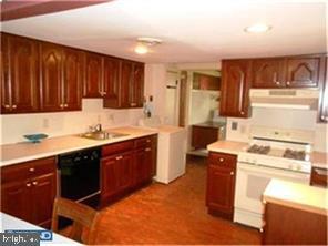 Primary Photo - 330 Delaware Cir