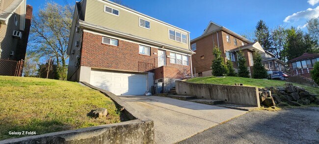 Building Photo - 86 Tompkins Cir