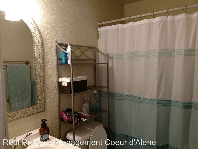 Foto del edificio - 3 br, 1 bath House - 390 E Iowa Ave.