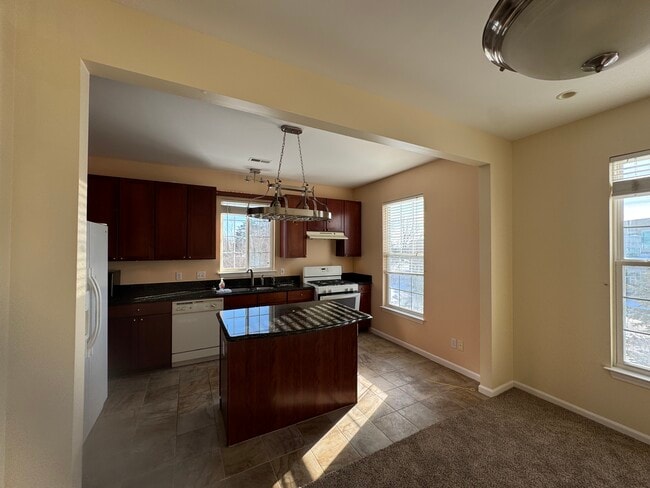 Building Photo - 1220 Alameda Blvd