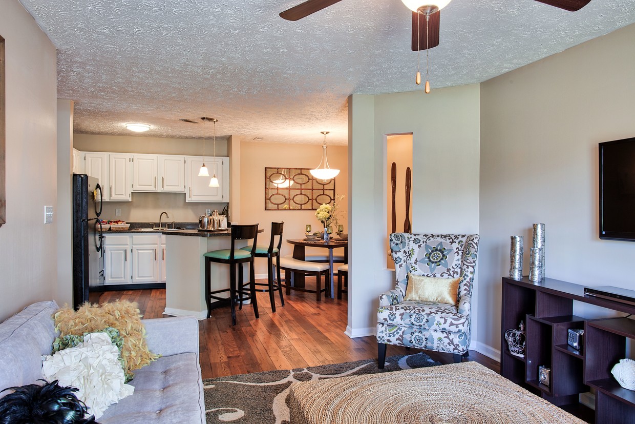 Foto principal - Keeneland Crest Apartments