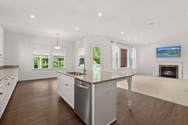 Building Photo - 230 Liberty hall Drive