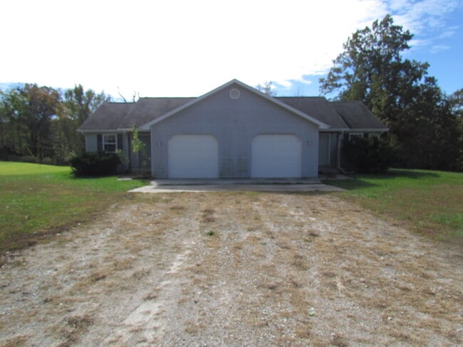 Building Photo - 407 9th Street Circle