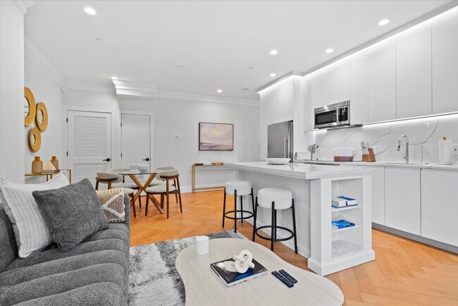 Foto del edificio - 2634 39th St NW